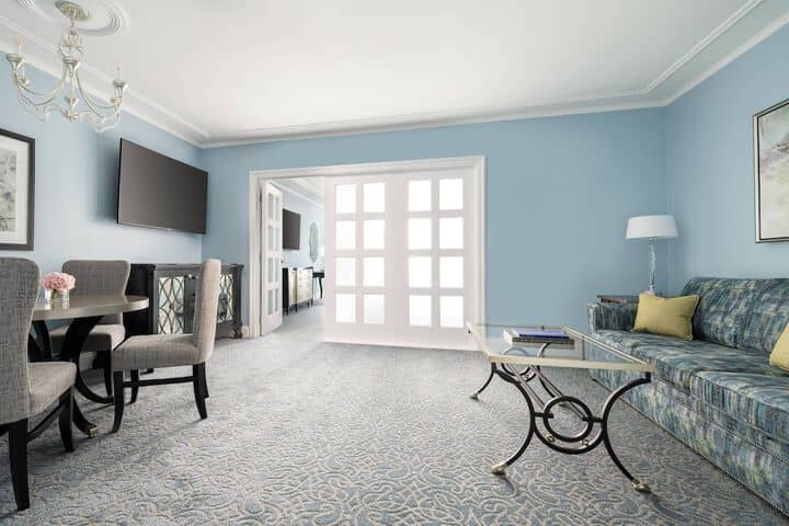 Room 44 of 95