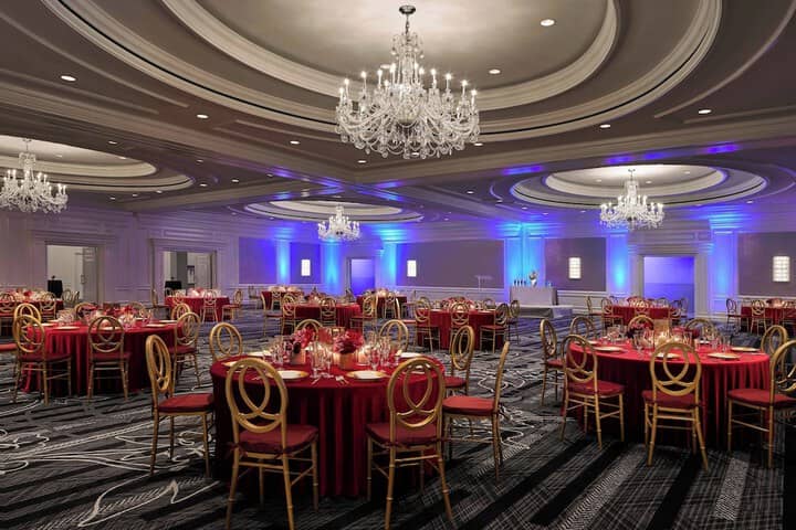 Ballroom/Hall 72 of 110