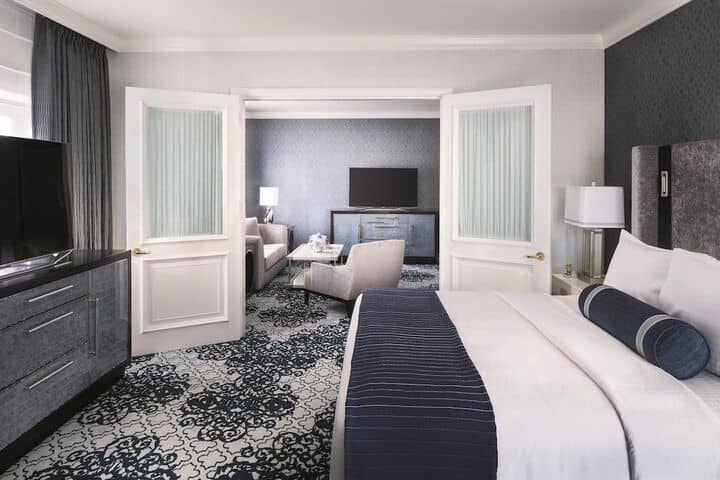 Room 13 of 110